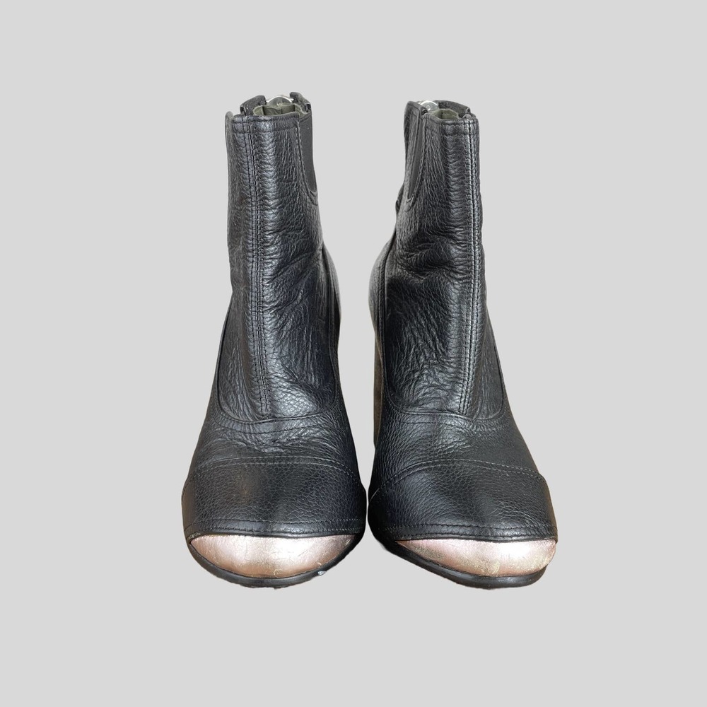 Feminine & Masculine 1800s Bootie Black Leather & Silver Tip Size 9